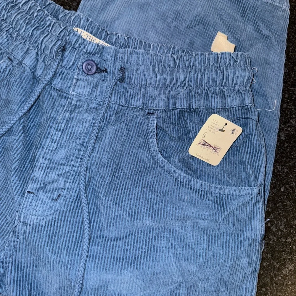 Free People Modern Love High Rise Pull on Corduroy Cargos - Picture 4 of 5